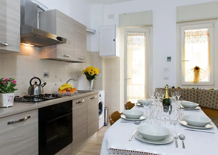 Gregory Big Family Apartment